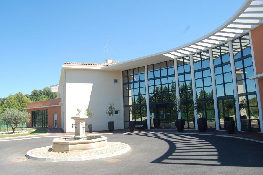 Ehpad Achat L'Oustau de Léo par Emeis (Orpea)