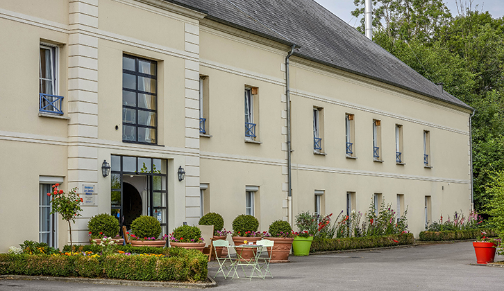 Ehpad Achat Les Jardins Medicis Pontpoint par DomusVi